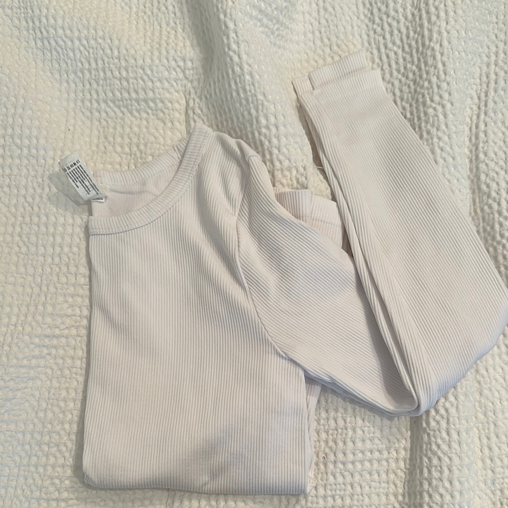 White Ribbed 90 degree workout shirt